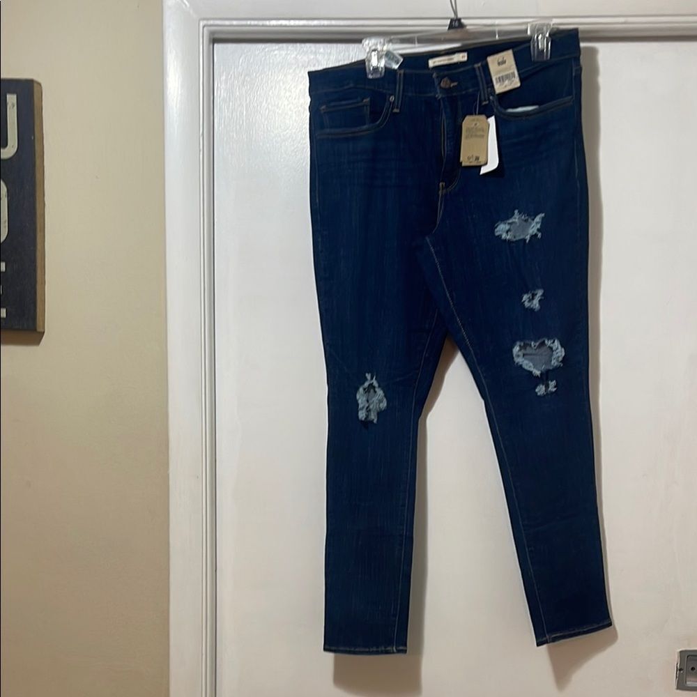 NWT Levi’s 311 shaping skinny size 16 short 33 x 30